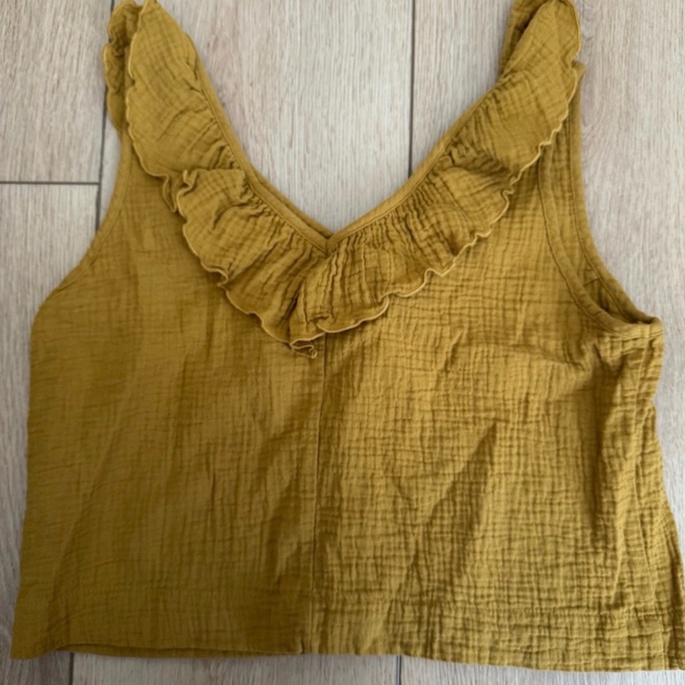 Rylee + Cru Sleeveless Ruffle double V-Neck gauzeTop - Mustard medium